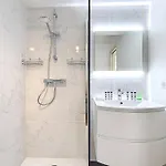 Apartament Cap Dantibes Duplex Terraces & Nearby Antibes