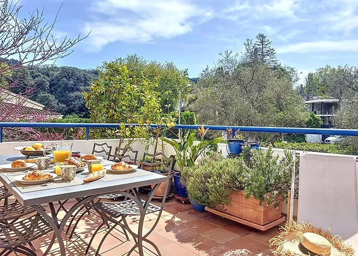 Апартаменты Cap Dantibes Duplex Terraces & Nearby