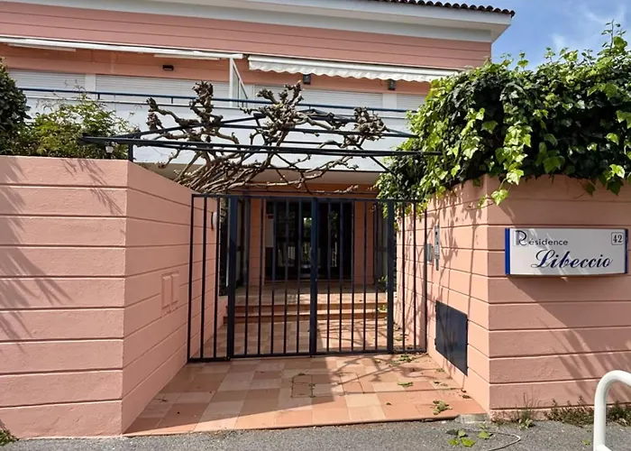 Cap Dantibes Duplex Terraces & Nearby أنتيب